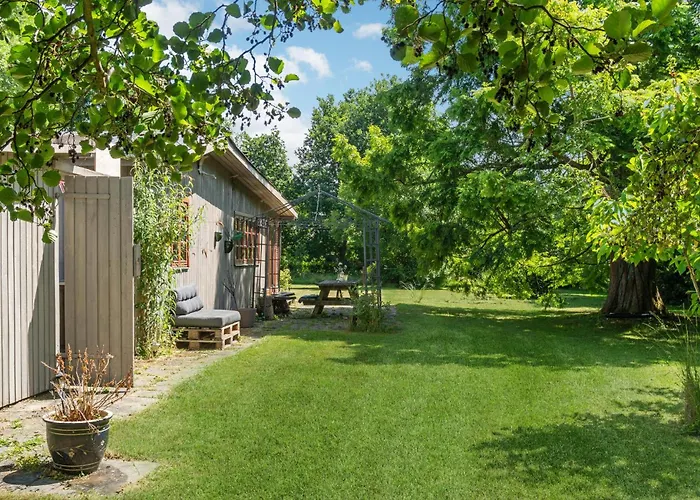 Beautiful In With Kitchen *